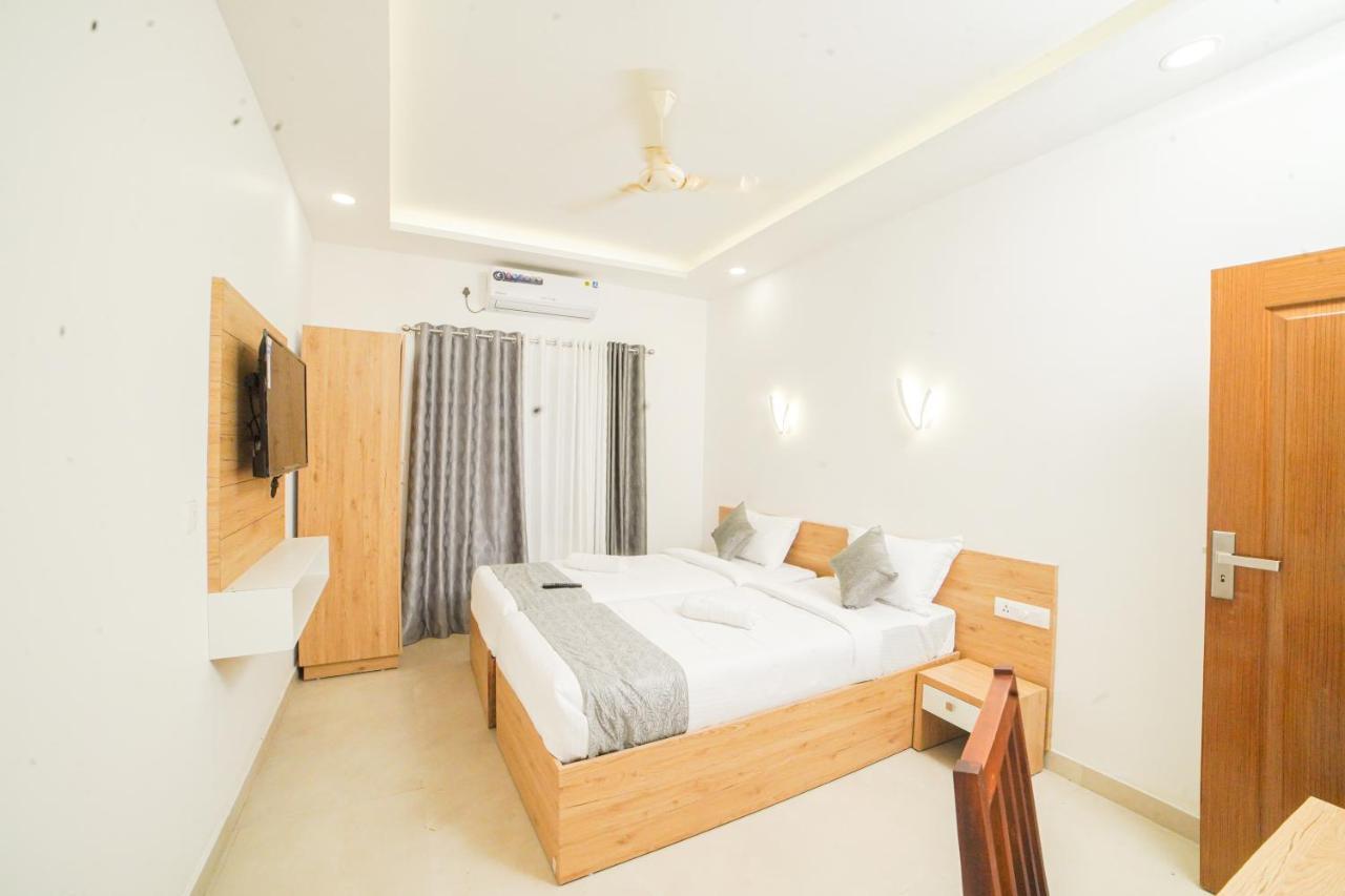 Oceana Hills Residency Hotel Alappuzha Bagian luar foto