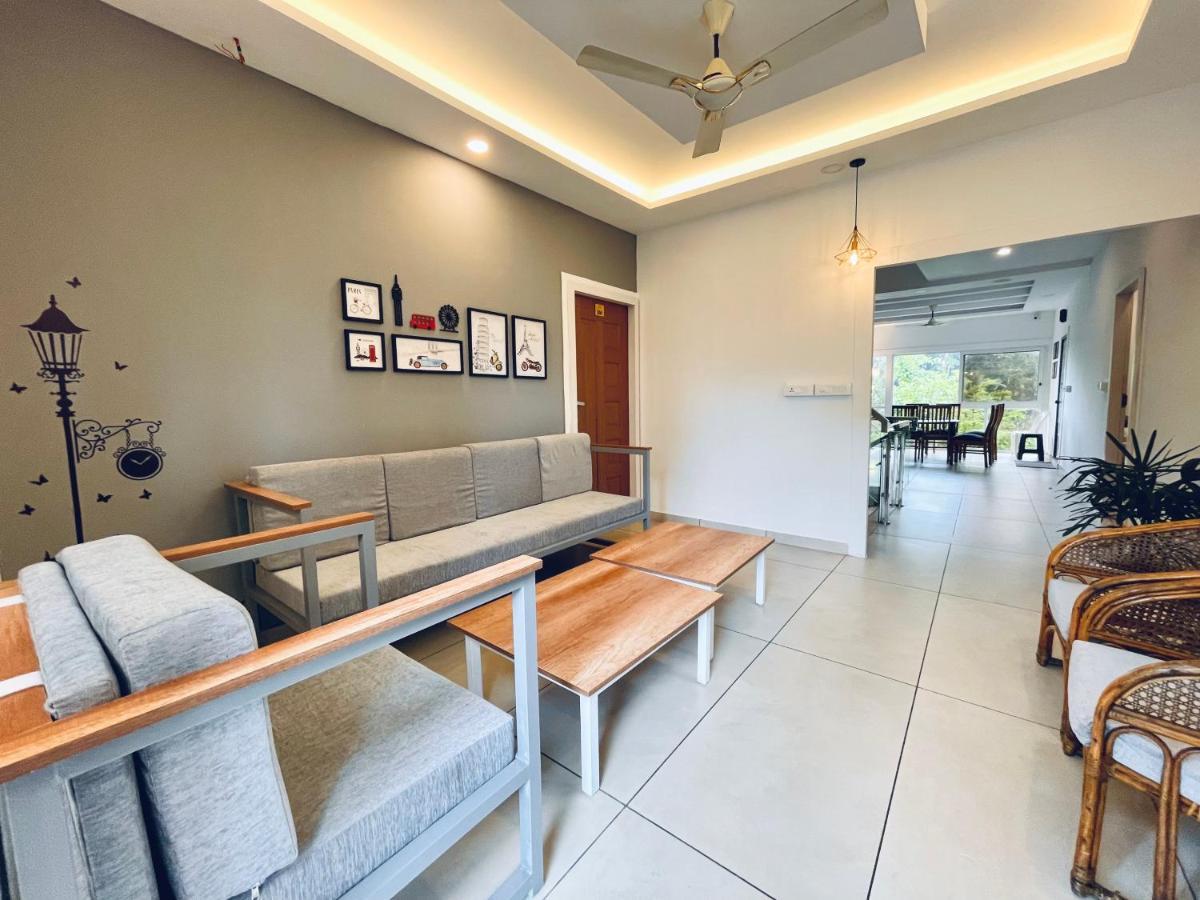 Oceana Hills Residency Hotel Alappuzha Bagian luar foto